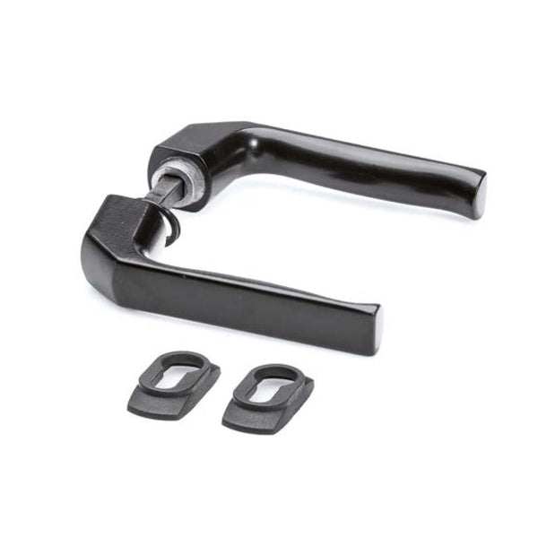 Rankena be prisukamos plokštelės su apdaila cilindrui.